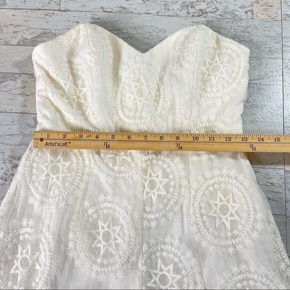 Stone Cold Fox Off White Folsom Jumper Romper Size 2 - Picture 11 of 16